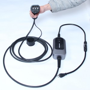 Adjustable Current Electric Vehicle Portable Ev Charger With IEC62196 Type 2 Charging Plug