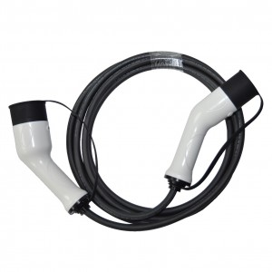 High Quality White Color IEC 62196 Type 2 To Type 2 CE TUV Single Phase 7KW 32A EV Charging Cable